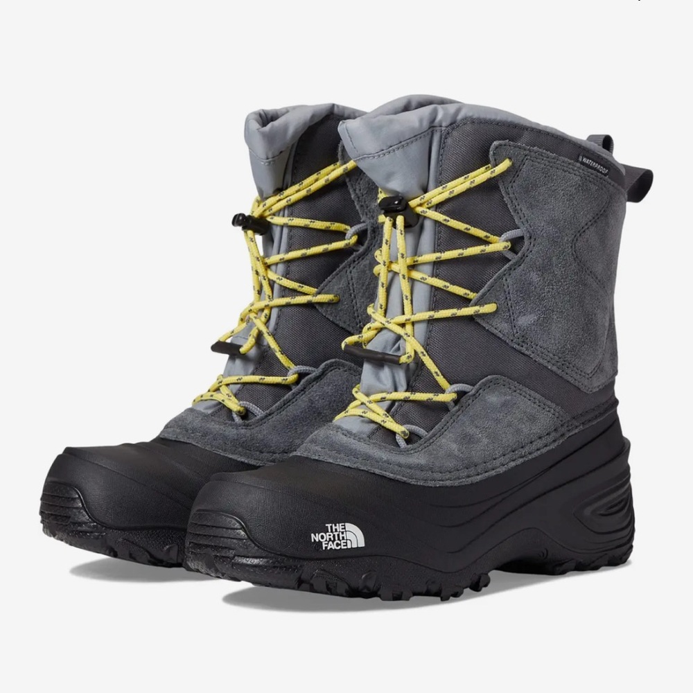 The North Face Alpenglow V Waterproof Kids Size 4 NWOT